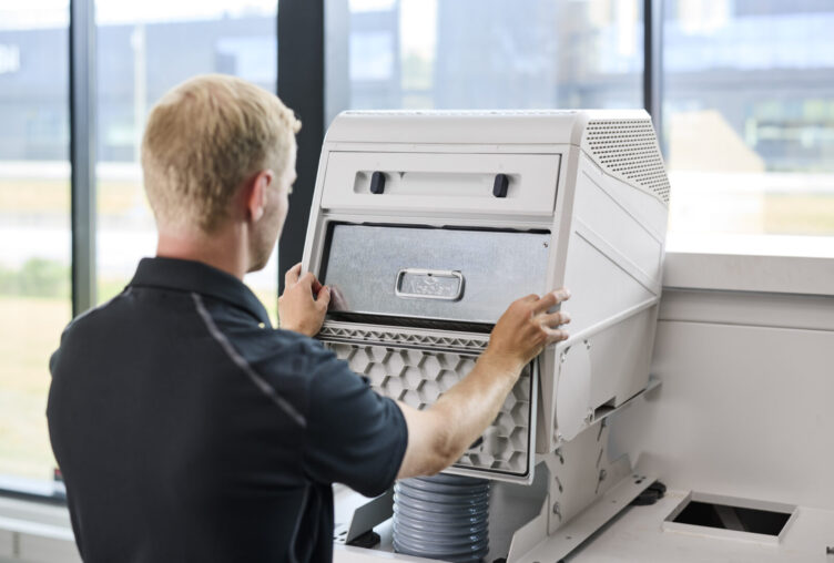 machine‑mounted filtration